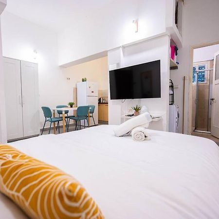 Studio Apartment In Ben Yehuda Cozy And Convinent Tel Aviv Exteriör bild
